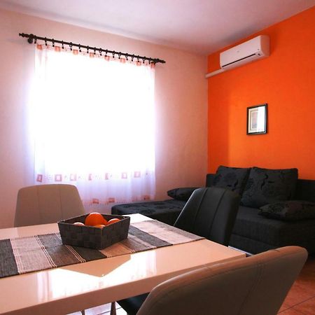 Vesna Apartment Пула Экстерьер фото